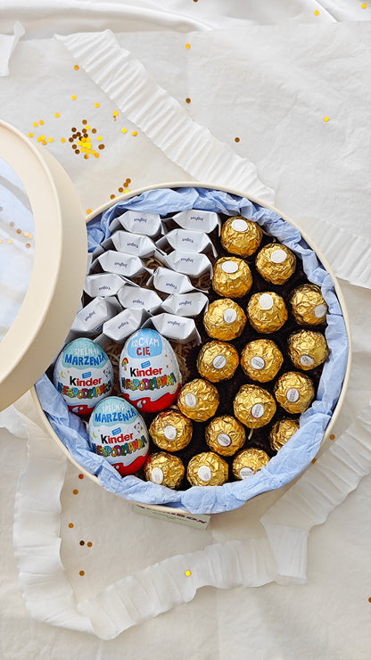 Box ze słodyczami Ferrero Rocher, Ritter Sport i Kinder
