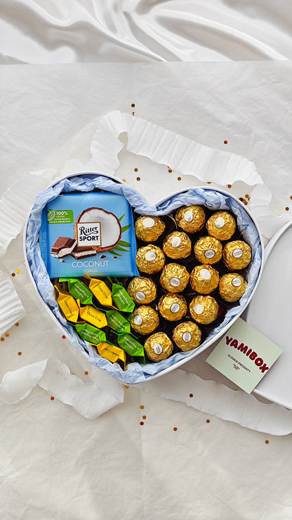Box ze słodyczami Ferrero Rocher i Ritter Sport