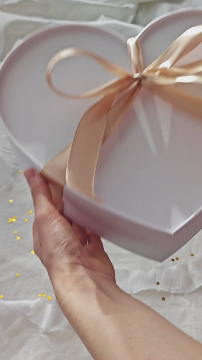 Box ze słodyczami Ferrero Rocher i Ritter Sport